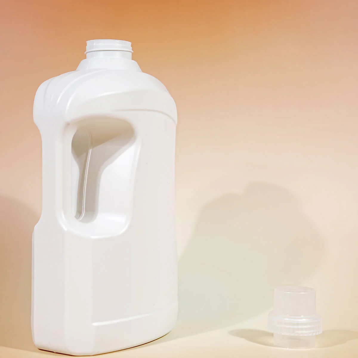 Bouteille pour lessives avec bouchon doseur - 2 L - Image 2